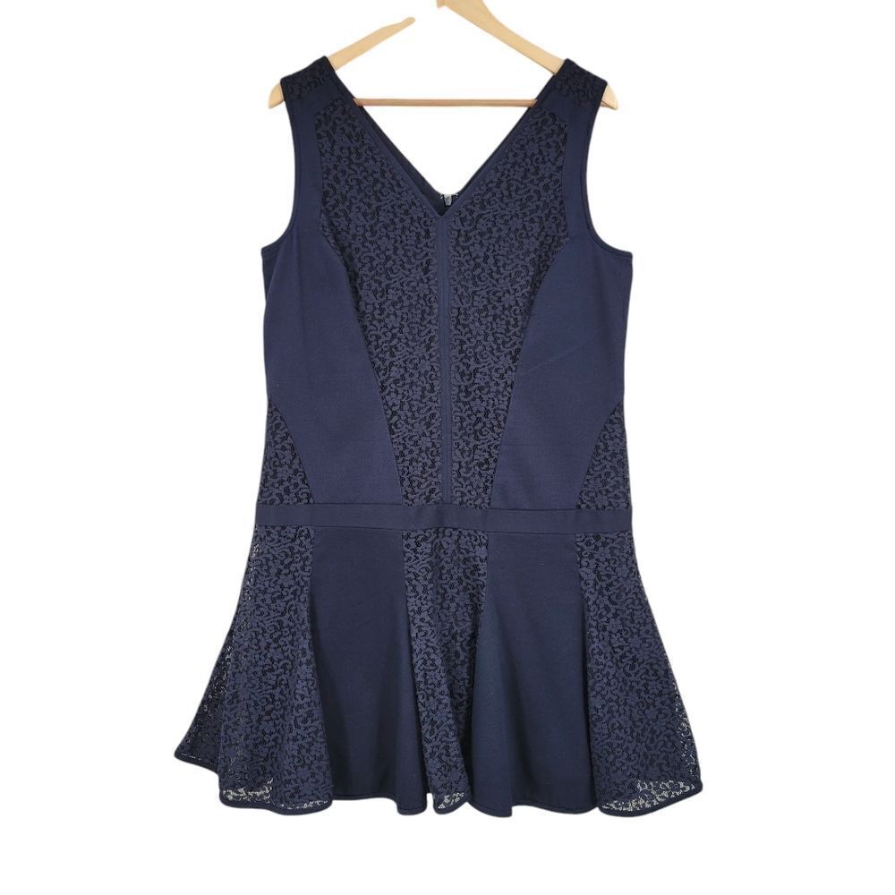 Ann Taylor Flounce Mermaid Hem Navy Blue Lace Sleeveless Dress Vneck Drop Waist